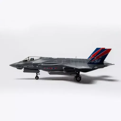 F-35 US Air Force 1/72 Scale Model. 5